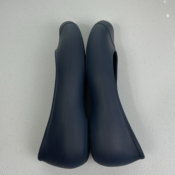 Crocs Olivia II Shoes Faux-Fur Lined Ballet Flat Dual Comfort Blue Slip-on 8 - Picture 4 of 9